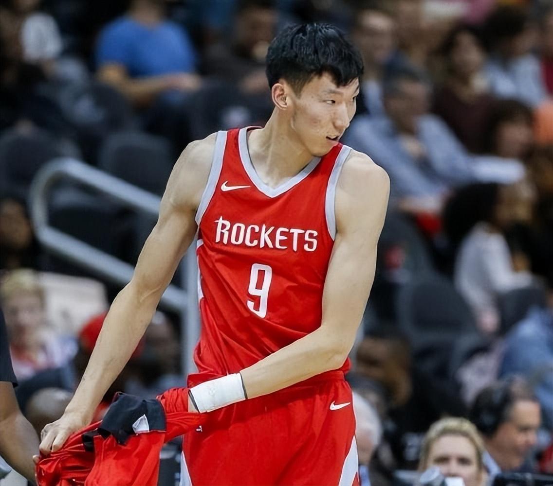 青岛队力克勇士，周琦扛起全队